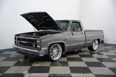 1983 GMC C1500 Restomod