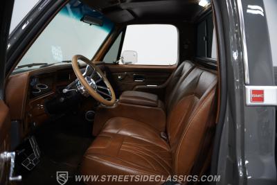 1983 GMC C1500 Restomod