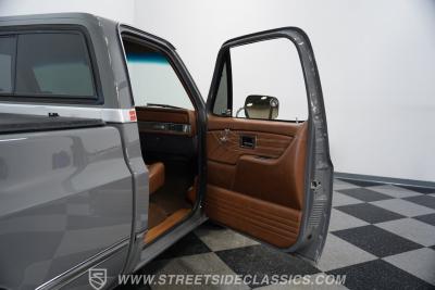 1983 GMC C1500 Restomod