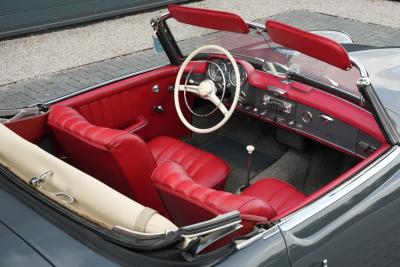 1961 Mercedes - Benz 190SL