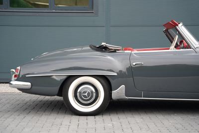 1961 Mercedes - Benz 190SL