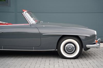 1961 Mercedes - Benz 190SL