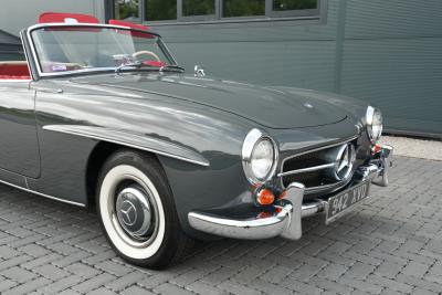 1961 Mercedes - Benz 190SL