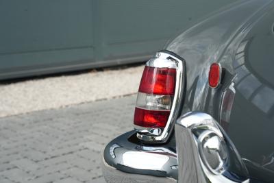 1961 Mercedes - Benz 190SL