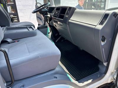 2020 Isuzu NRR