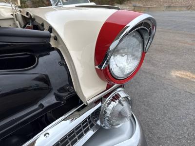 1955 Ford Fairlane