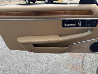 1992 Jaguar XJ-Series
