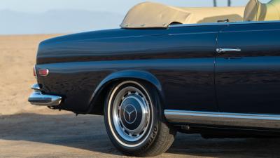 1971 Mercedes - Benz 280 SE 3.5 Cabriolet