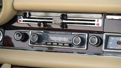 1971 Mercedes - Benz 280 SE 3.5 Cabriolet