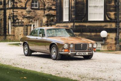 1972 Jaguar XJ12