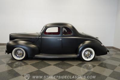 1940 Ford Deluxe Coupe