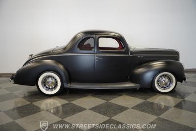 1940 Ford Deluxe Coupe
