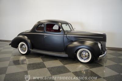 1940 Ford Deluxe Coupe