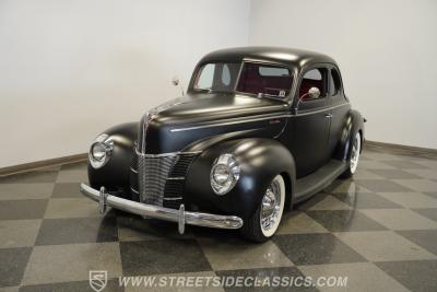 1940 Ford Deluxe Coupe
