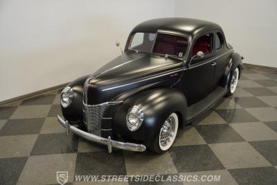 1940 Ford Deluxe Coupe