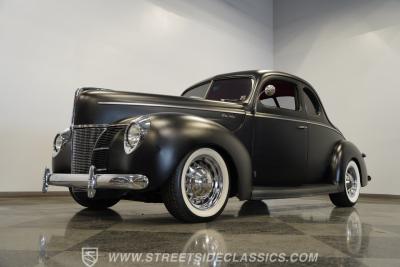 1940 Ford Deluxe Coupe