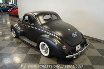 1940 Ford Deluxe Coupe