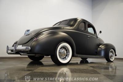 1940 Ford Deluxe Coupe