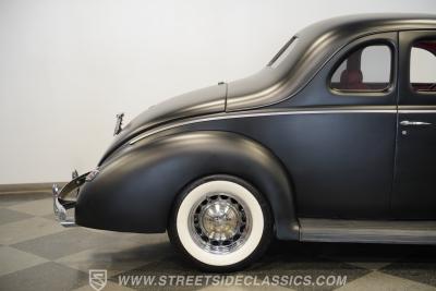 1940 Ford Deluxe Coupe