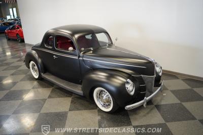 1940 Ford Deluxe Coupe