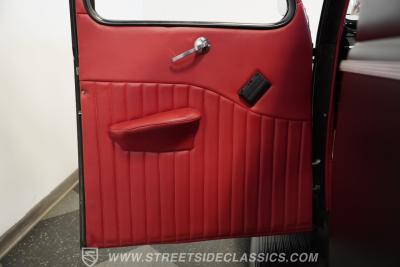 1940 Ford Deluxe Coupe