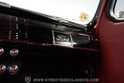 1940 Ford Deluxe Coupe