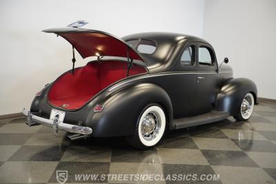 1940 Ford Deluxe Coupe