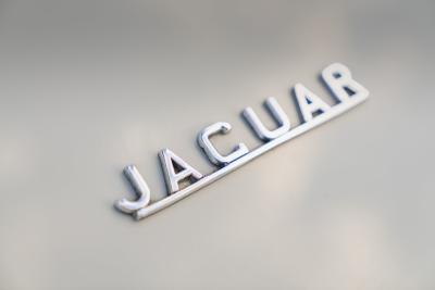 1961 Jaguar E-Type Series 1 3.8 Roadster