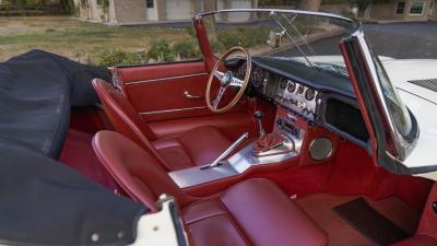 1961 Jaguar E-Type Series 1 3.8 Roadster
