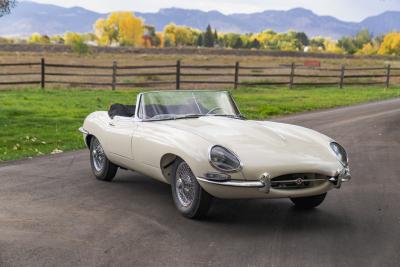 1961 Jaguar E-Type Series 1 3.8 Roadster