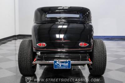1932 Ford 3-Window Coupe