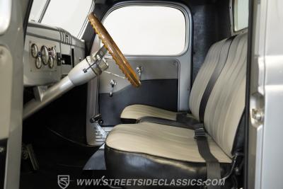 1946 Dodge 1/2-Ton Pickup