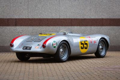 2015 Porsche 550