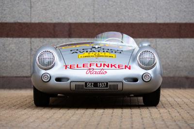 2015 Porsche 550