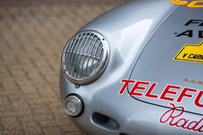 2015 Porsche 550