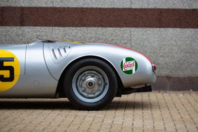 2015 Porsche 550