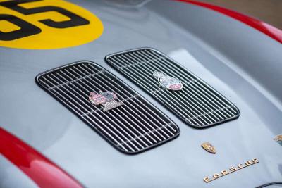 2015 Porsche 550