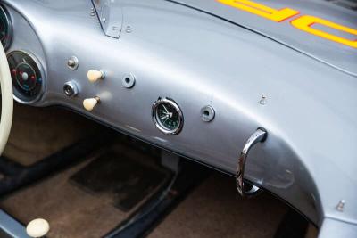 2015 Porsche 550
