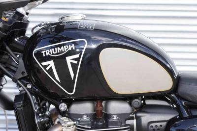 2020 Triumph 1200 SCRAMBLER BOND EDITION