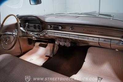 1960 Pontiac Catalina Vista