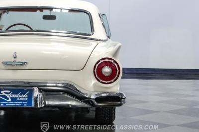 1957 Ford Thunderbird