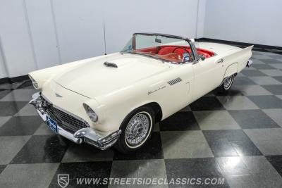1957 Ford Thunderbird