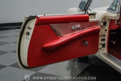 1957 Ford Thunderbird