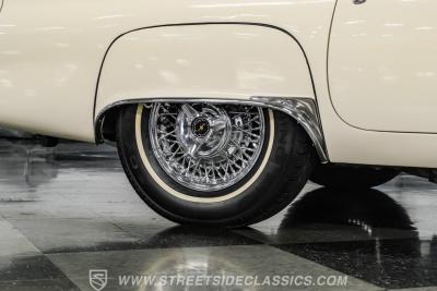 1957 Ford Thunderbird