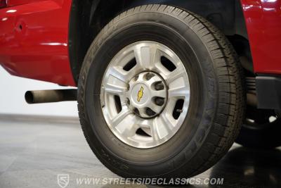 2013 Chevrolet Suburban LT 4X4 2500