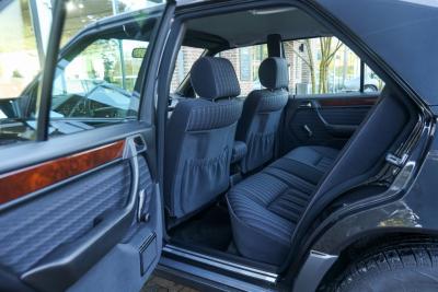 1992 Mercedes - Benz Mercedes Benz 200 E W124 &ldquo;36.000 km with one owner&rdquo; NEW ORIGINAL CONDITION