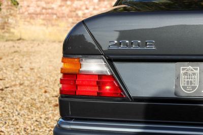 1992 Mercedes - Benz Mercedes Benz 200 E W124 &ldquo;36.000 km with one owner&rdquo; NEW ORIGINAL CONDITION