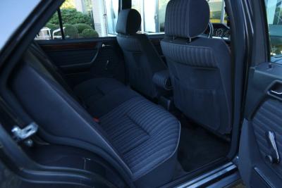 1992 Mercedes - Benz Mercedes Benz 200 E W124 &ldquo;36.000 km with one owner&rdquo; NEW ORIGINAL CONDITION