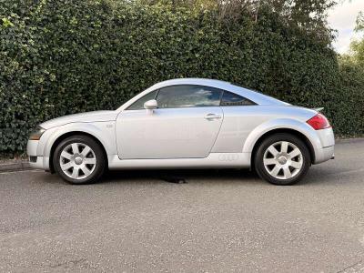 2004 Audi TT
