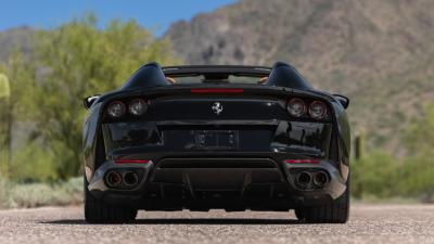 2022 Ferrari 812 GTS